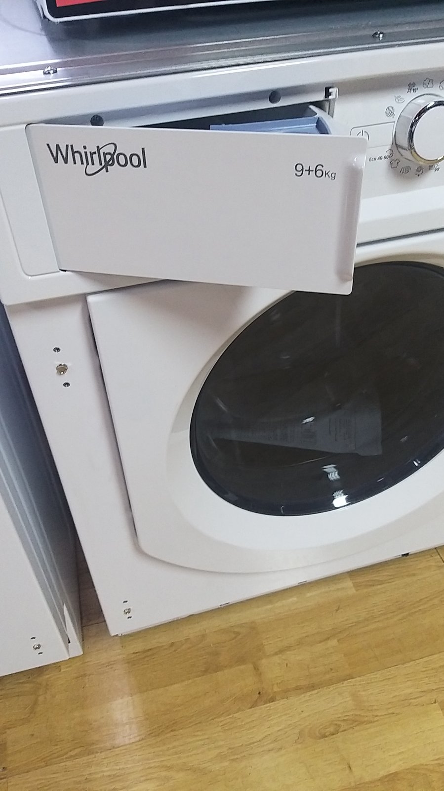BIWDWG961484EU-ves-masina-Whirlpool-3