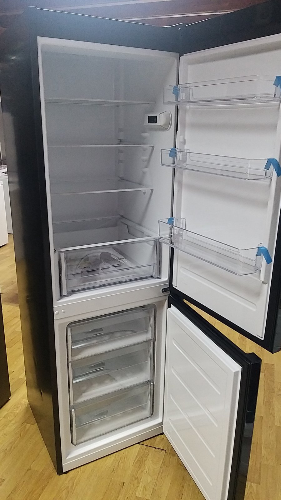 Samostojeći kombinovani frižider Indesit FZ5205 - Image 3